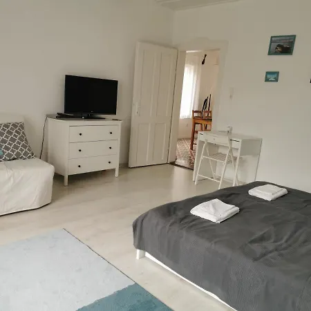 Petofi 17 Vendeghaz Badacsonytomaj