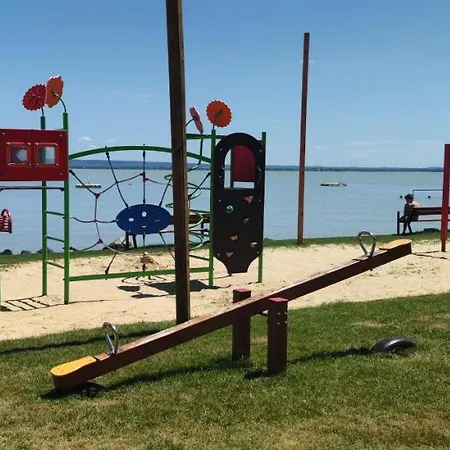 Petofi 17 Vendeghaz Σπίτι διακοπών