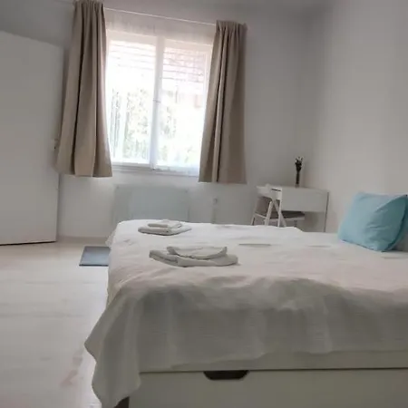 Petofi 17 Vendeghaz Badacsonytomaj