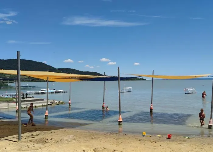 Petofi 17 Vendeghaz בית נופש *