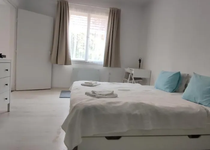 Petofi 17 Vendeghaz בדקסוניטומאי