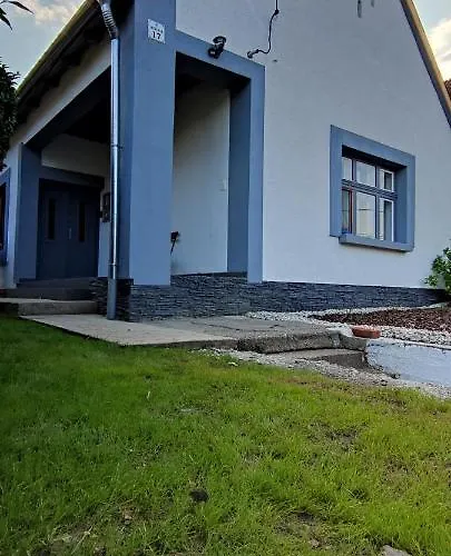 Petofi 17 Vendeghaz * בדקסוניטומאי